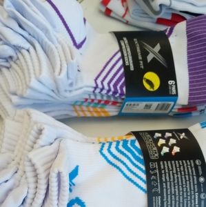 Xtreme fit ultra v striped granuated compression socks low cut. Sz s/m or l/xlg